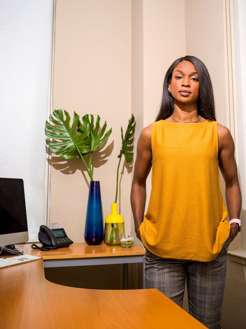 Business Travel Outfits: What to Pack and Wear for Work Trips